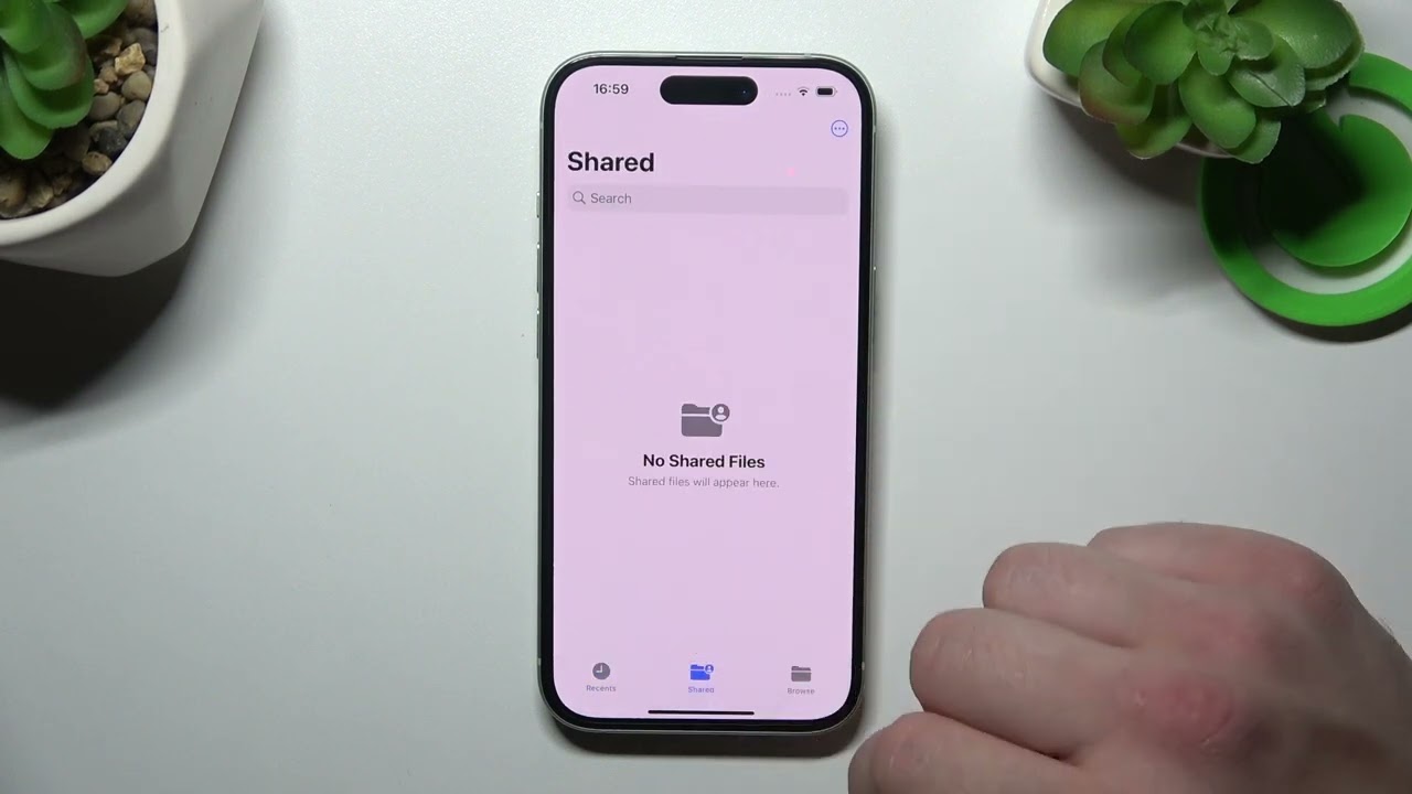Как найти и получить доступ к файловому менеджеру на iPhone 15 - Приложение Files