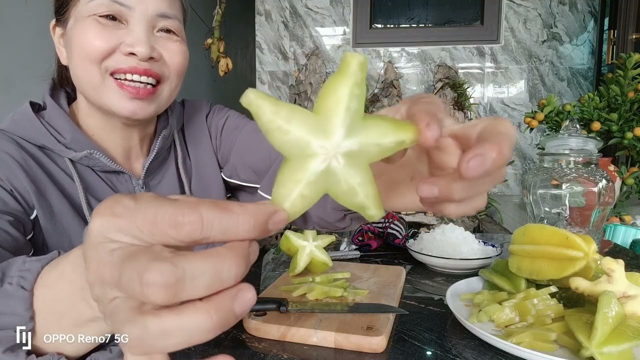Cách Làm Khế Chua Ngâm Đường Phèn Mát Tốt Cho Sức Khỏe Cùng Bà Cháu Chinh Vũ.