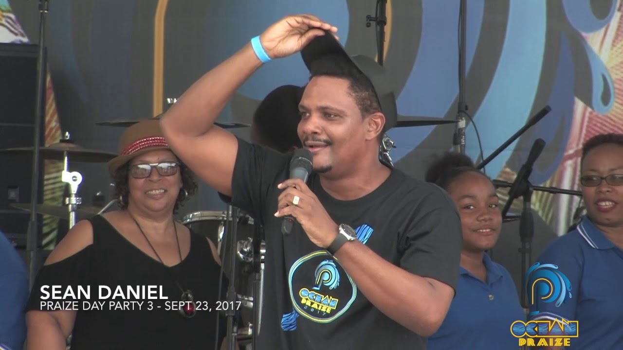 Sean Daniel Live at Praize Day Party - Ocean Praize