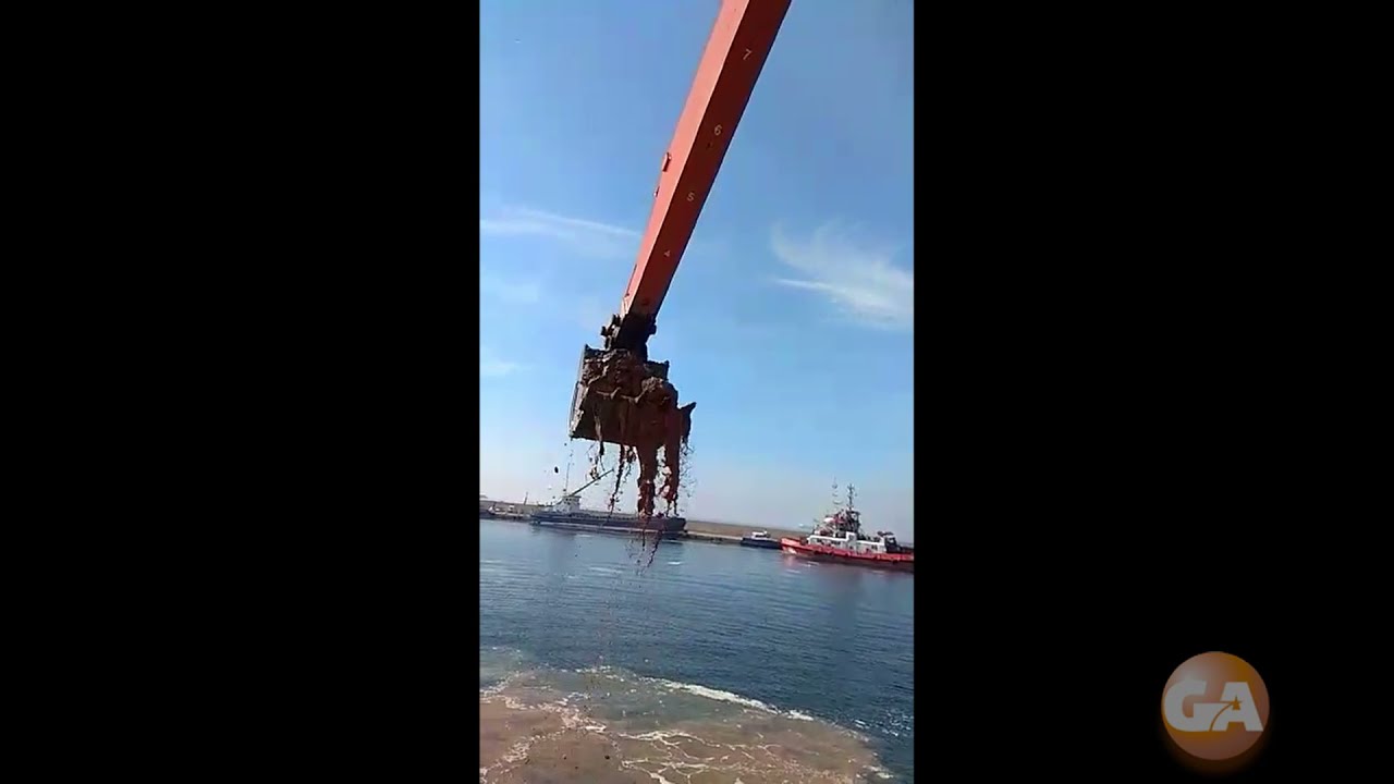 Underwater Rock Drilling and Blasting, Rock Dredging Boom Arm Excavator Attachments