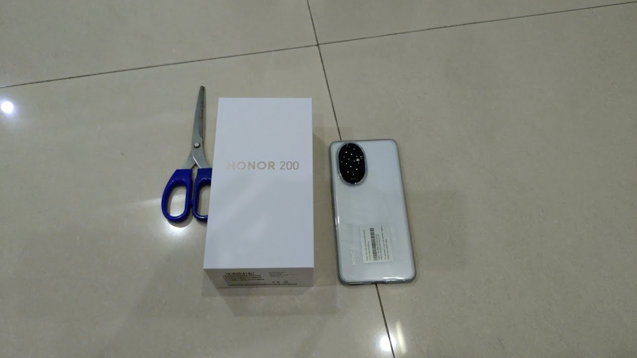 Mở hộp và trên tay nhanh Honor 200