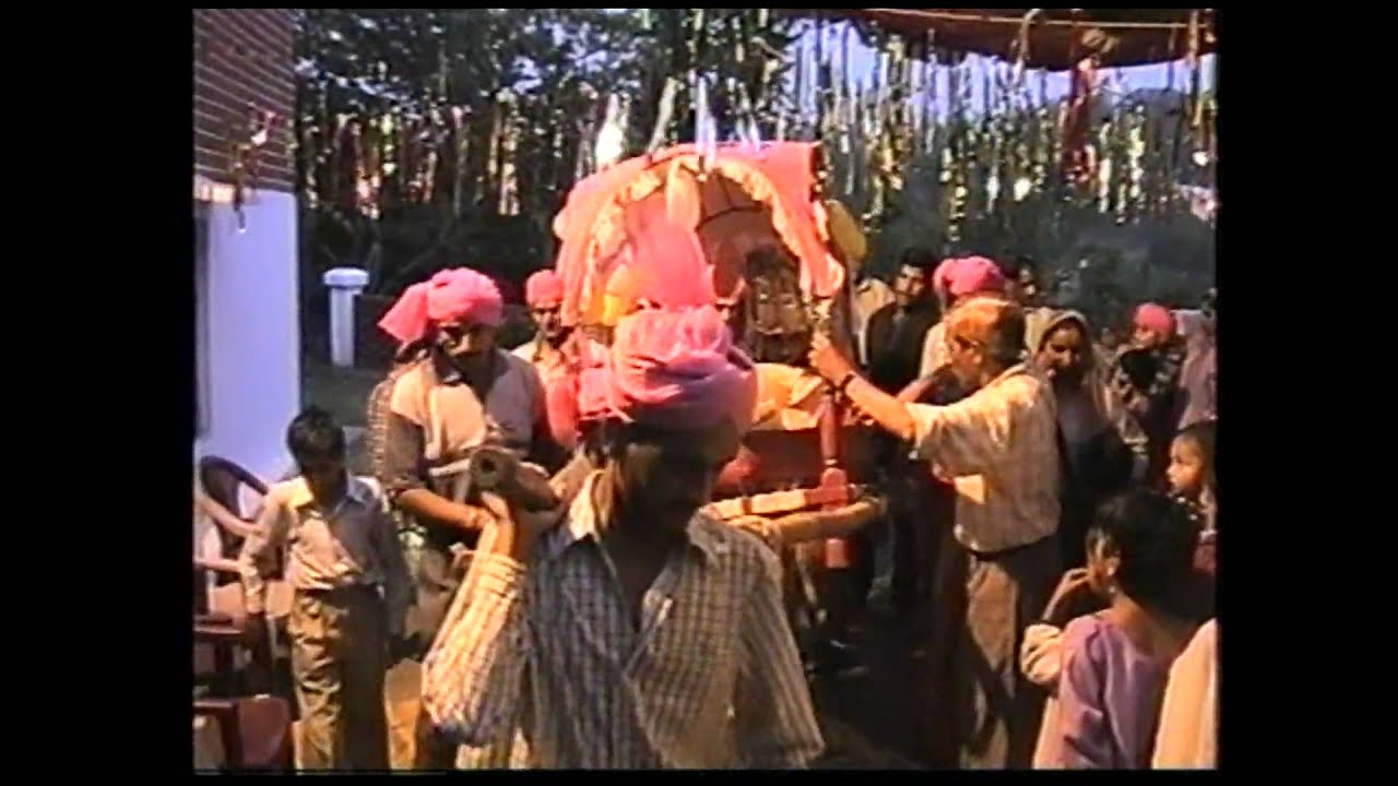 Sohanya veera mein tainu ghodi chadeniyan (Beautiful Song by Minu Bakshi)