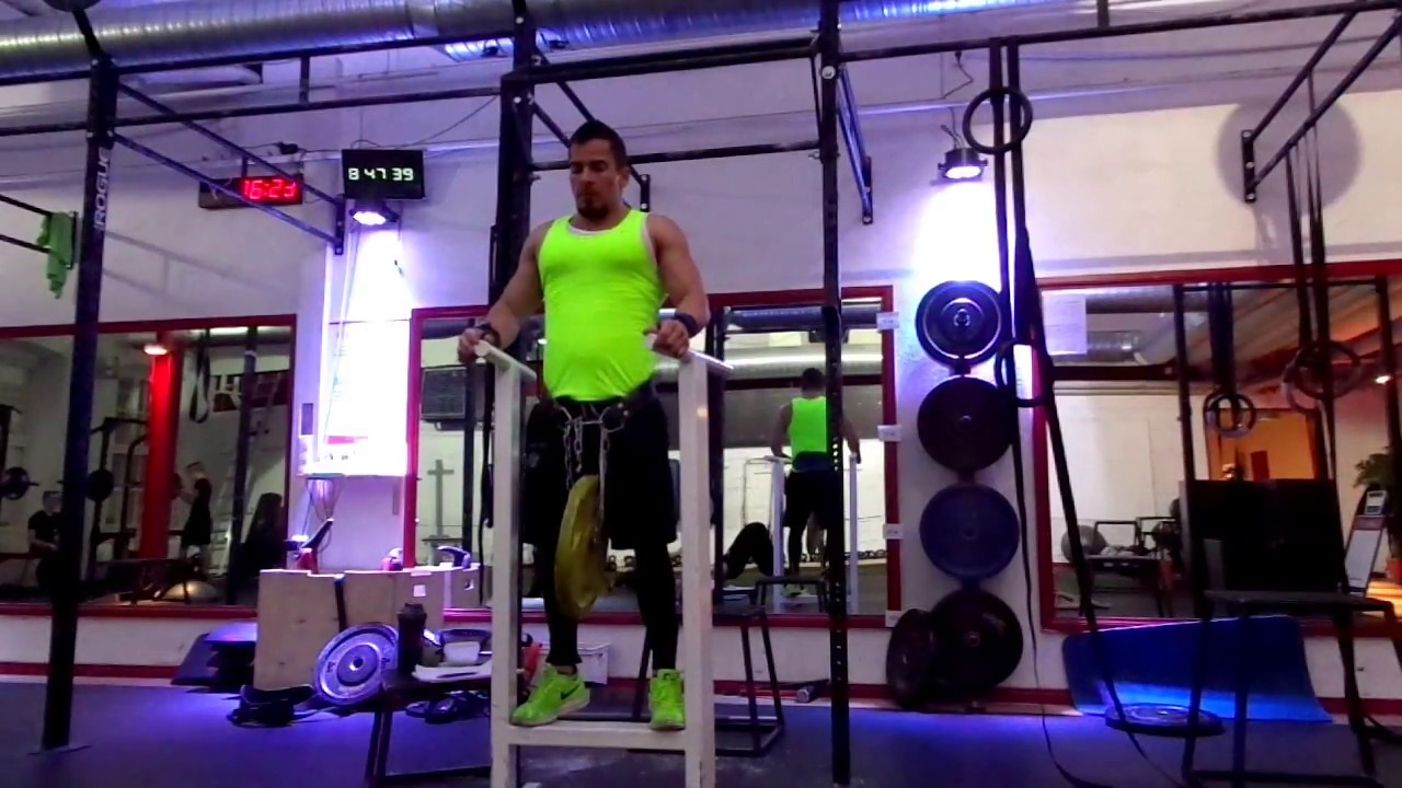 Klaus Grobys 75x weighted Pull-Ups and 150x Bardips (15 kg extra weight)