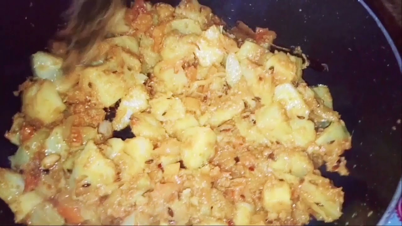 चिसो मौसम मा तातो तातो आलुदम बनाएर खानुस,,potato curry in winter #aalurecipe #recipe