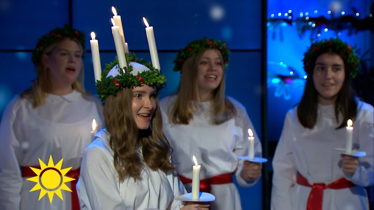 Så mörk är natten - hör vårt luciatåg - Nyhetsmorgon (TV4)