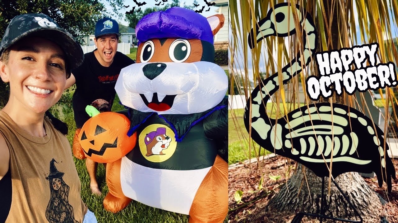 Decorating OUTSIDE for HALLOWEEN!🎃 Happy October!🖤✨