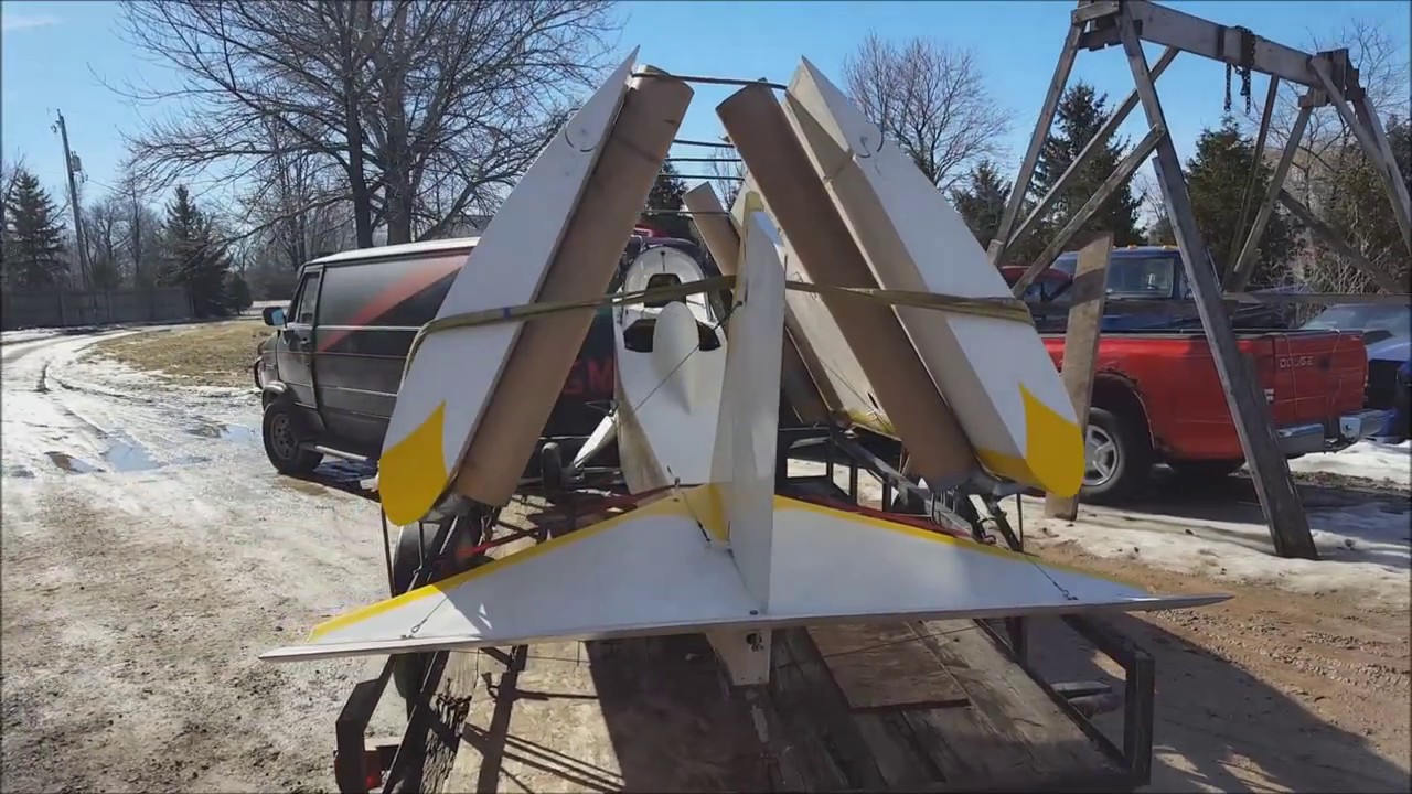 Mini-max Ultralight Airplane Winter Flight. Dead Stick Landing.
