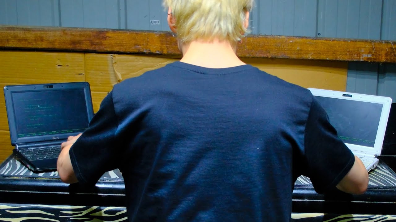 Crazy Hacker Destroys Asus Eee Laptops