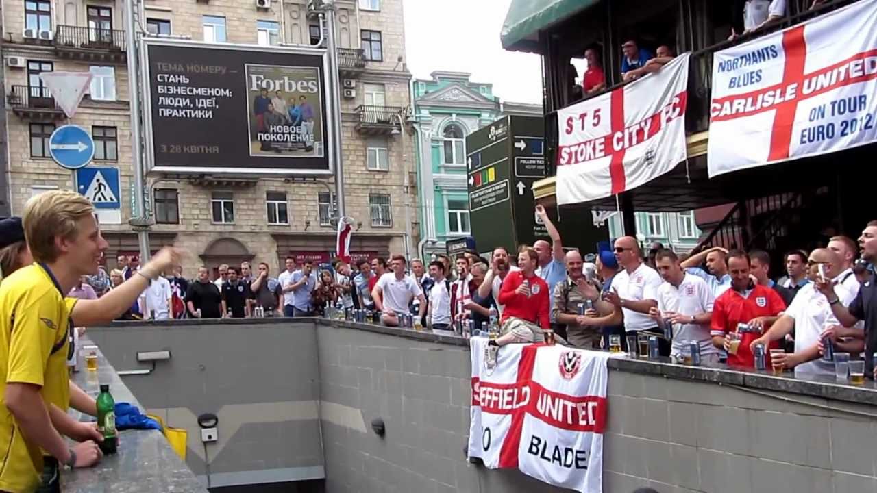 English Fans vs Swedish fans (Euro-2012, Kiev, Lucky Pub)