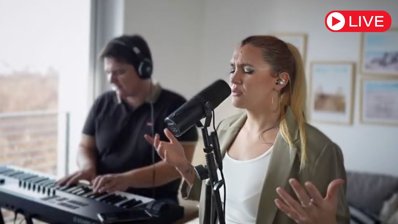 Agustina Baro Graf en VIVO en Youtube / Música Católica - Retransmisión