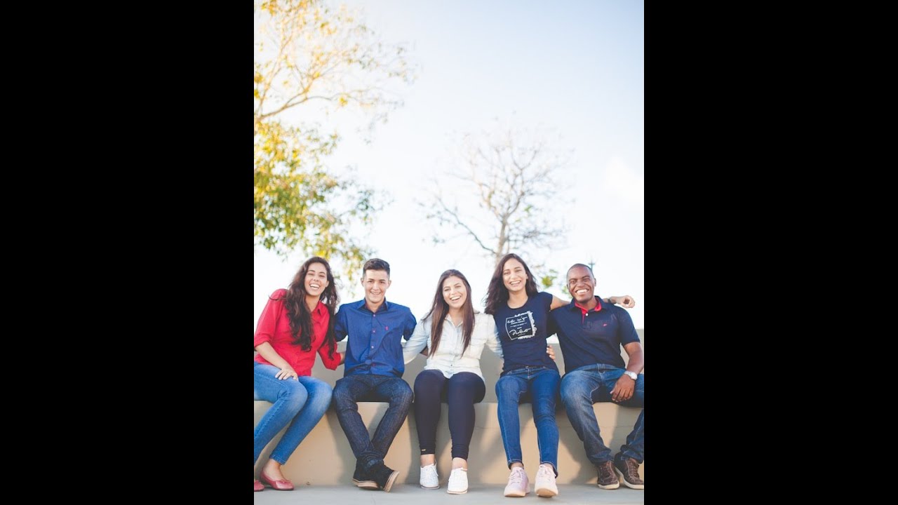 We Teach Kids, Not Content: School Leadership at the Post-AI Turning Point