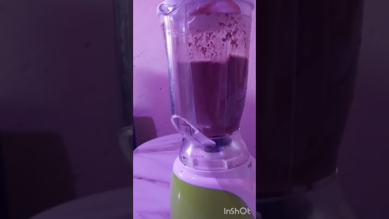 Day4/7  juicing challenge//detox juice//spinach,ginger,green apple and beetroots//fruits/foryou