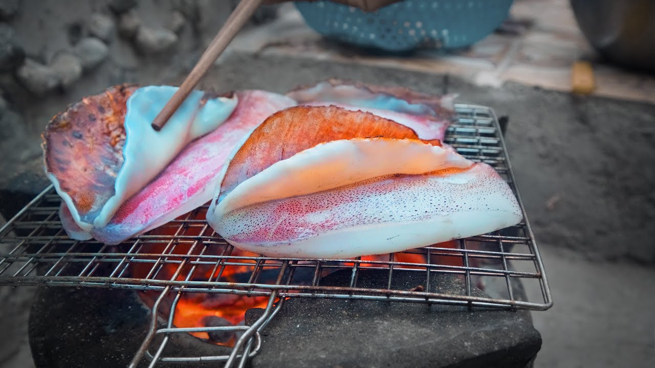 Ăn hải sản gặp loài ốc 