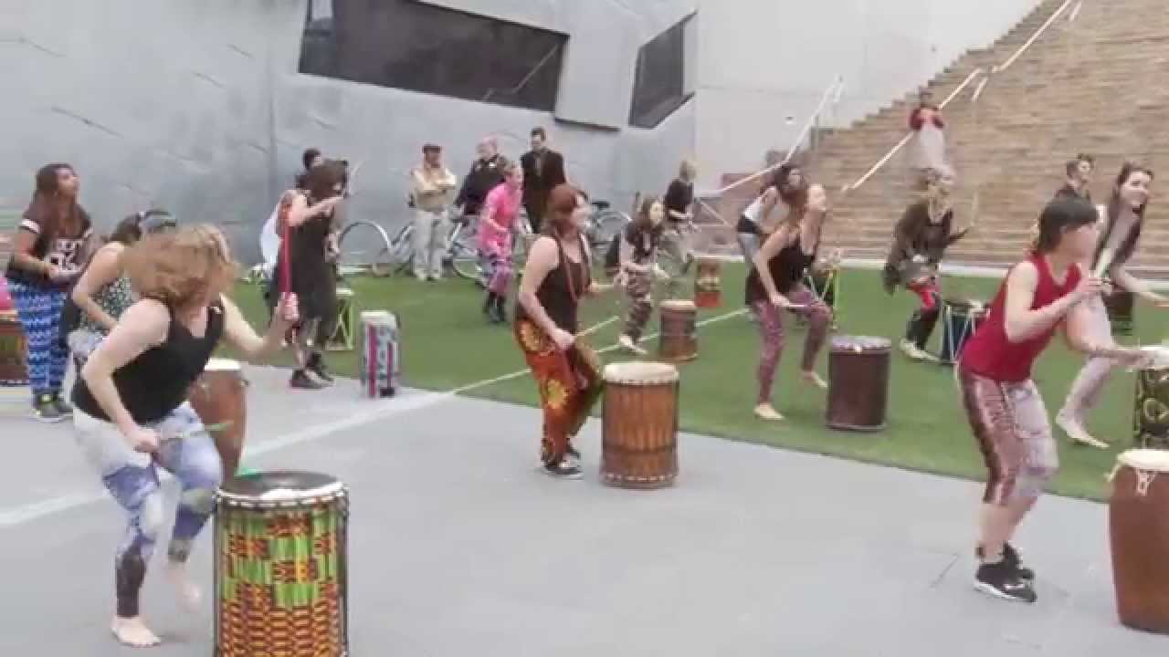 Dundun dance flash mob - Melbourne Djembe