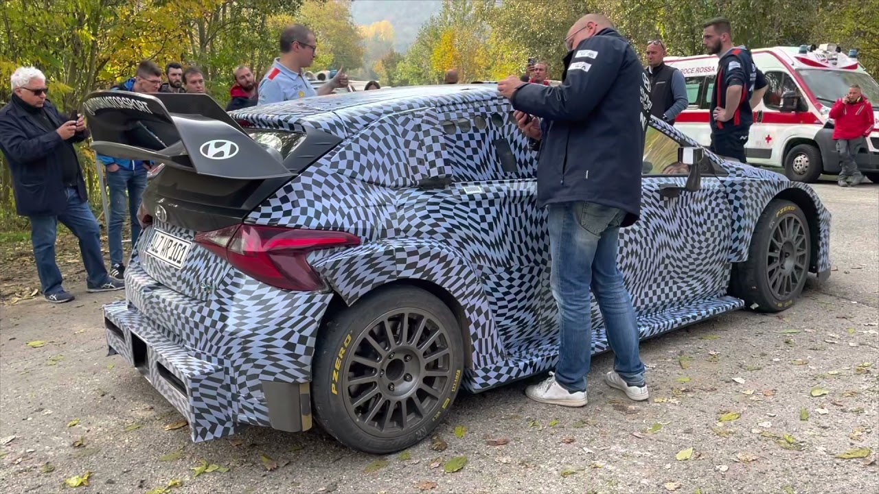 TEST WRC HYUNDAI I20 Rally 1 2022