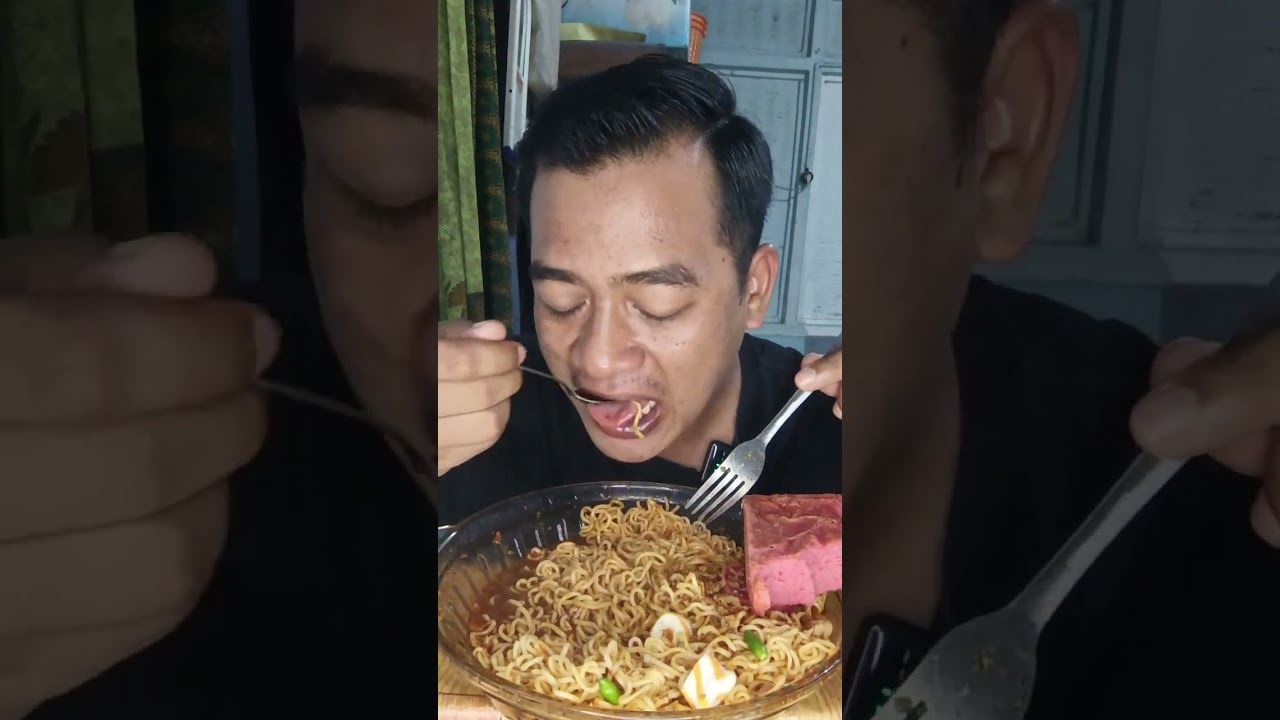 MUKBANG MIE SAG+KORNET SAPI JUMBO IKAN GEMBUL TOPING FROZEN FOOD