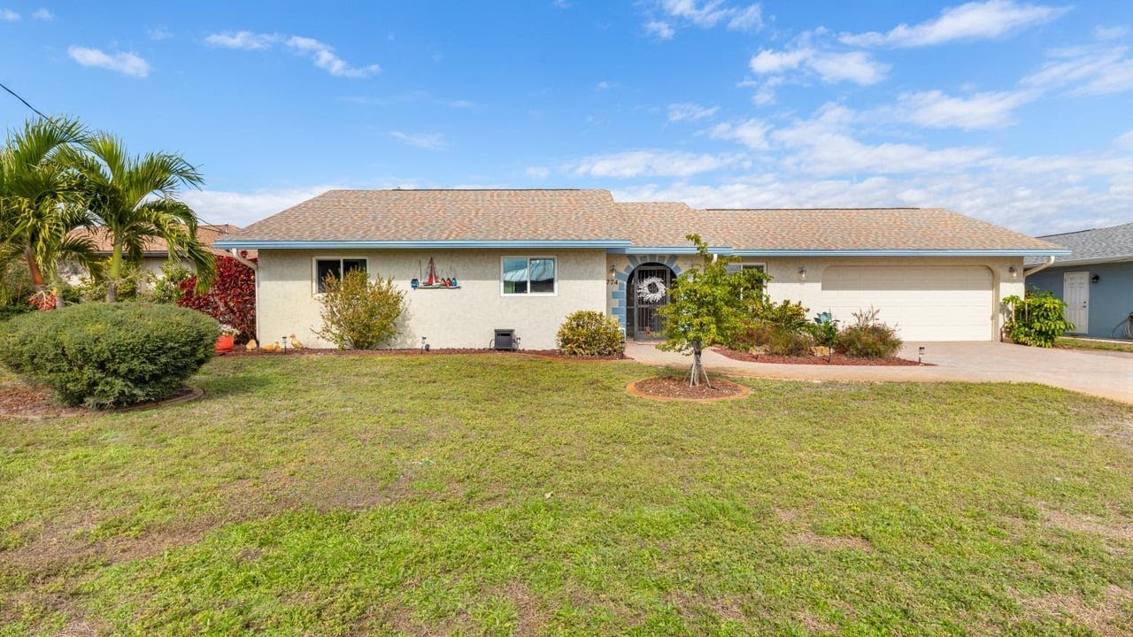744 Spring Lake Blvd NW, Port Charlotte, FL