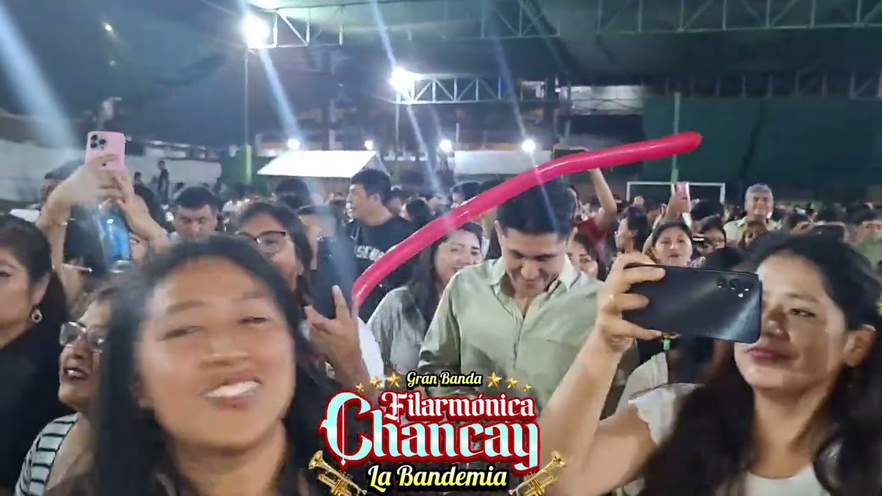 Mix Flor pileña y Huaynos de moda / Filarmónica Chancay 