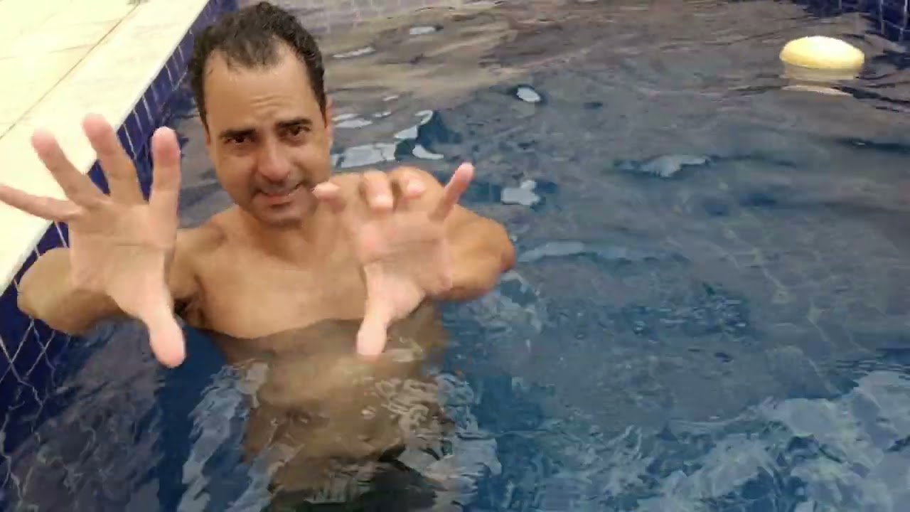 Na piscina 