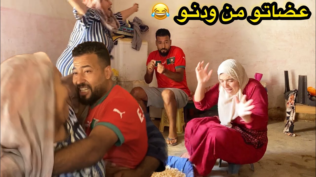 ناري مي مليكة سخفات ومي الزعرية هربات 😂😂 أما أحلام من بلاصتها قفزات