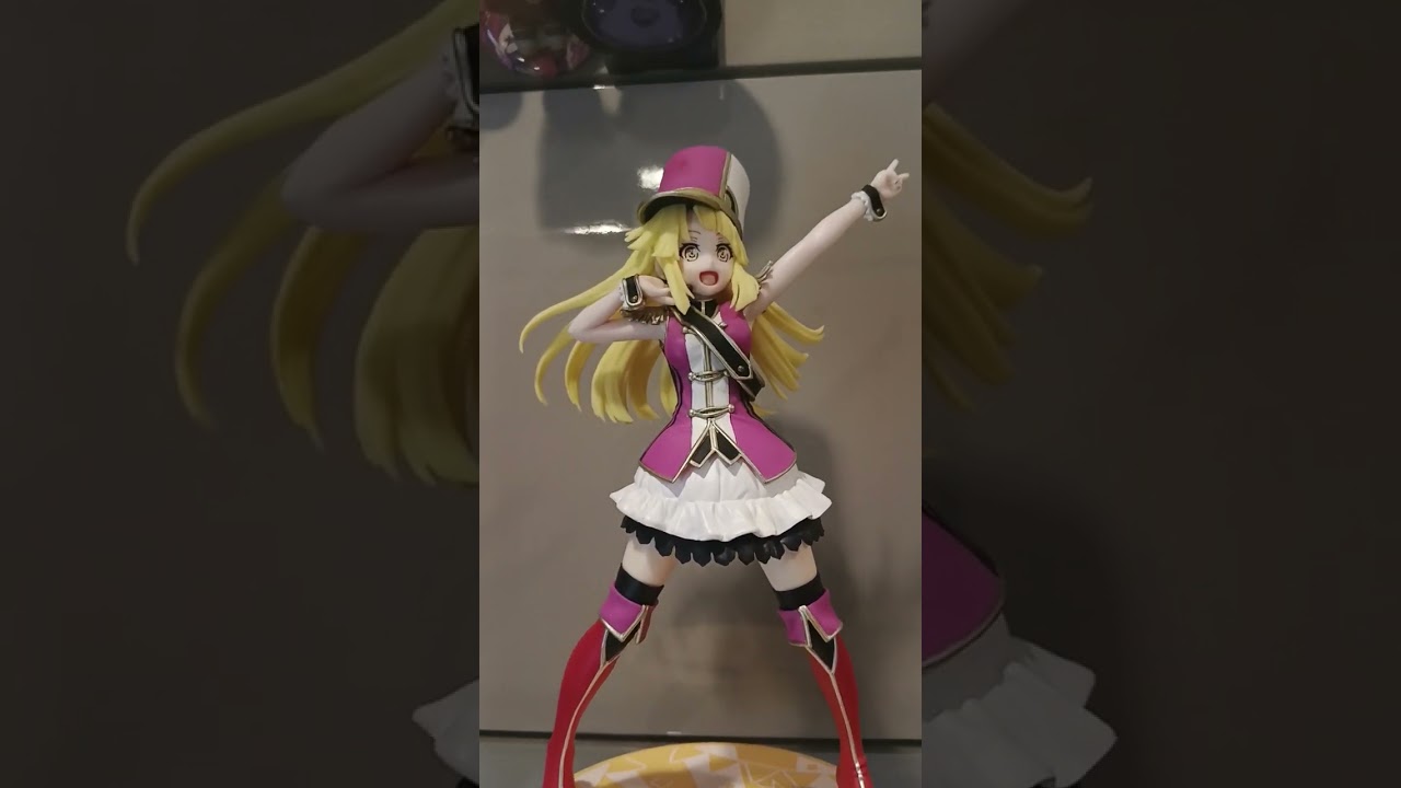 Flexing Favorite Figurines 