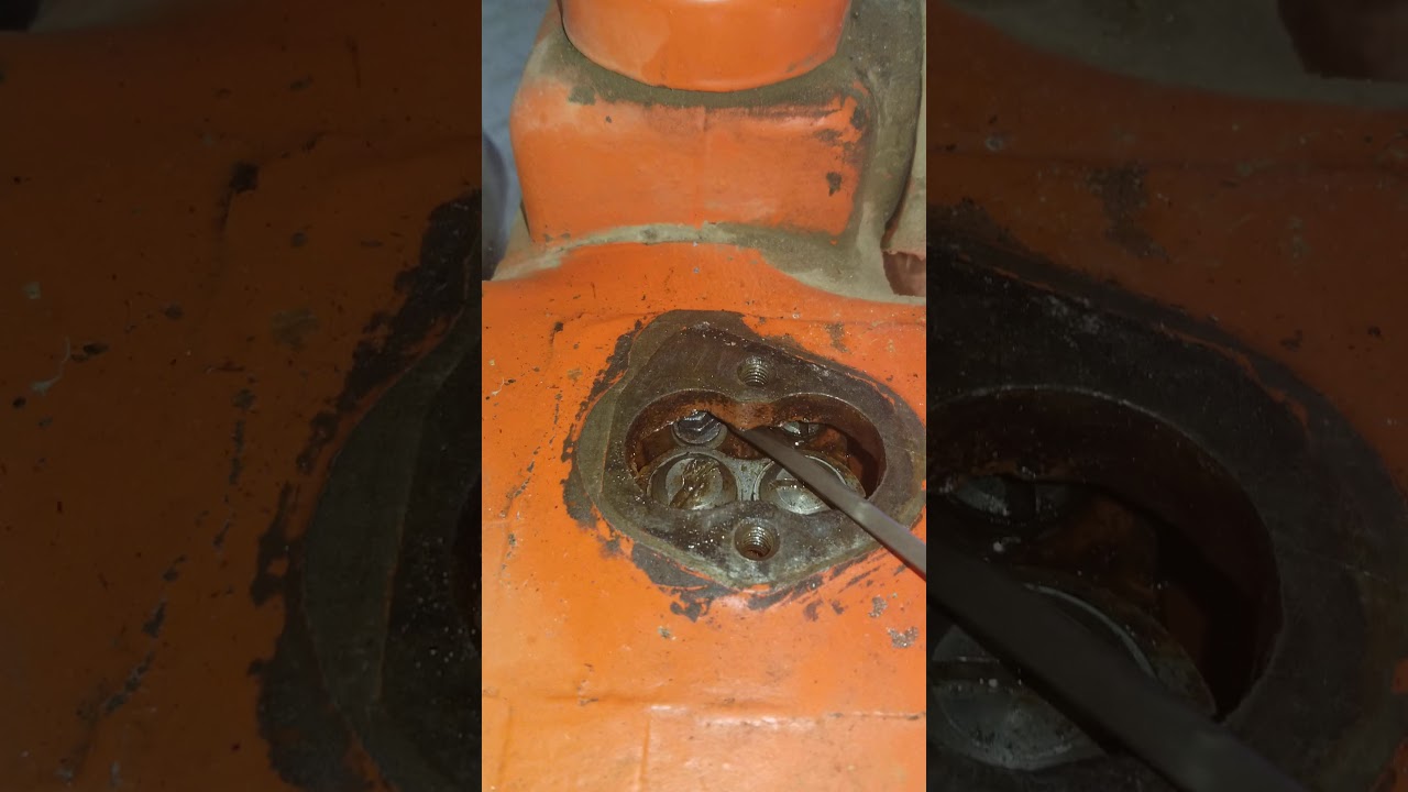 David Brown 885N Spool valve moves some...