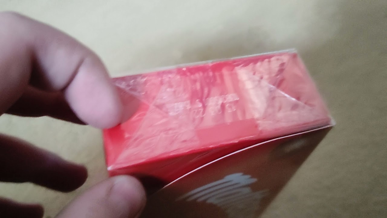 How to open a Maltesers box