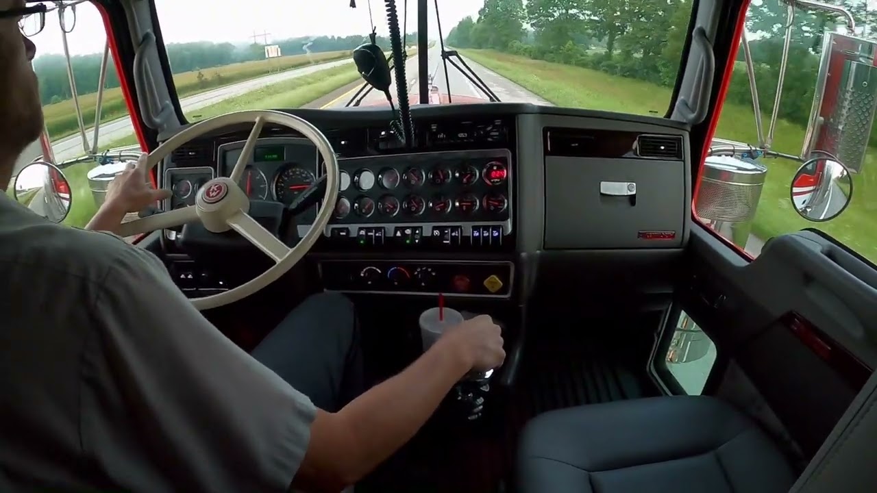 2018 Kenworth W900B Glider Kit, 705HP C15 6NZ Caterpillar, 13 speed