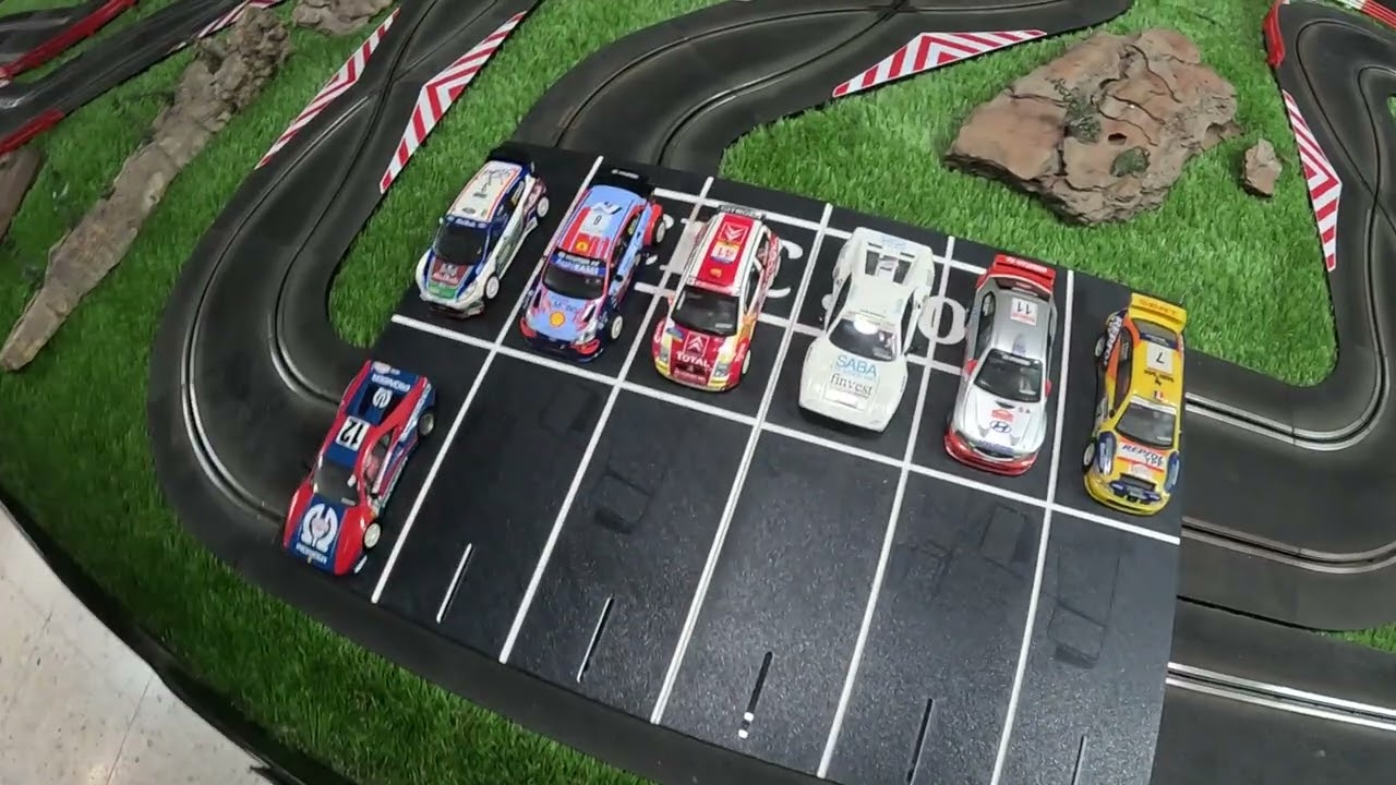 PARRILA DE COCHES DE RALLY DE SCX EL 22 02 2026