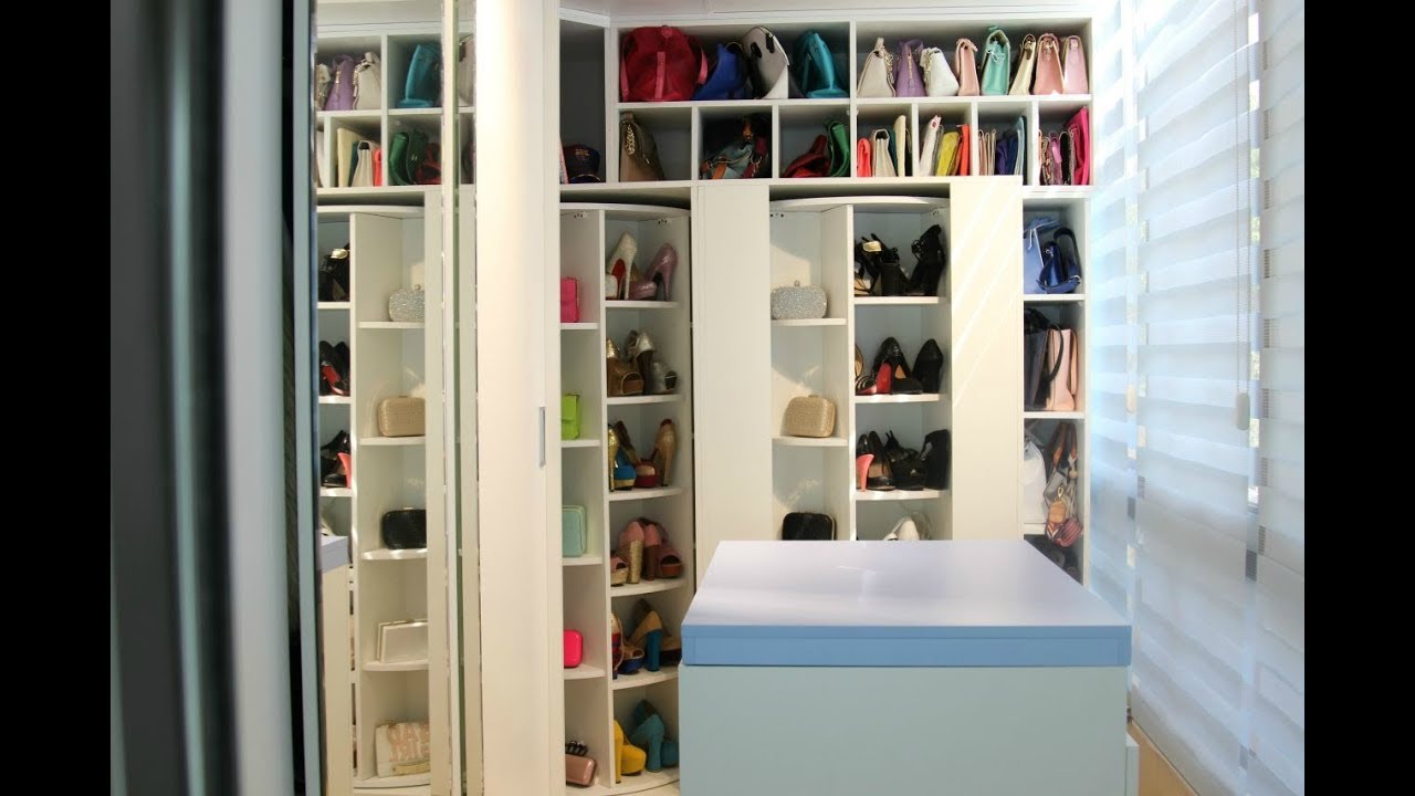 جولة في غرفة ملابسي /Room Tour/My Walk in closet Tour