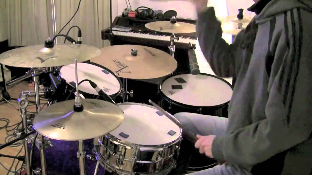 How To Play Bombtrack by Rage Against The Machine on Drums - The Drum Ninja - Lesson