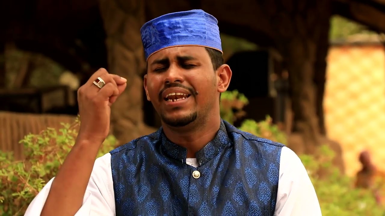 إنشاد ارض الرسول هي الديار الطيبة