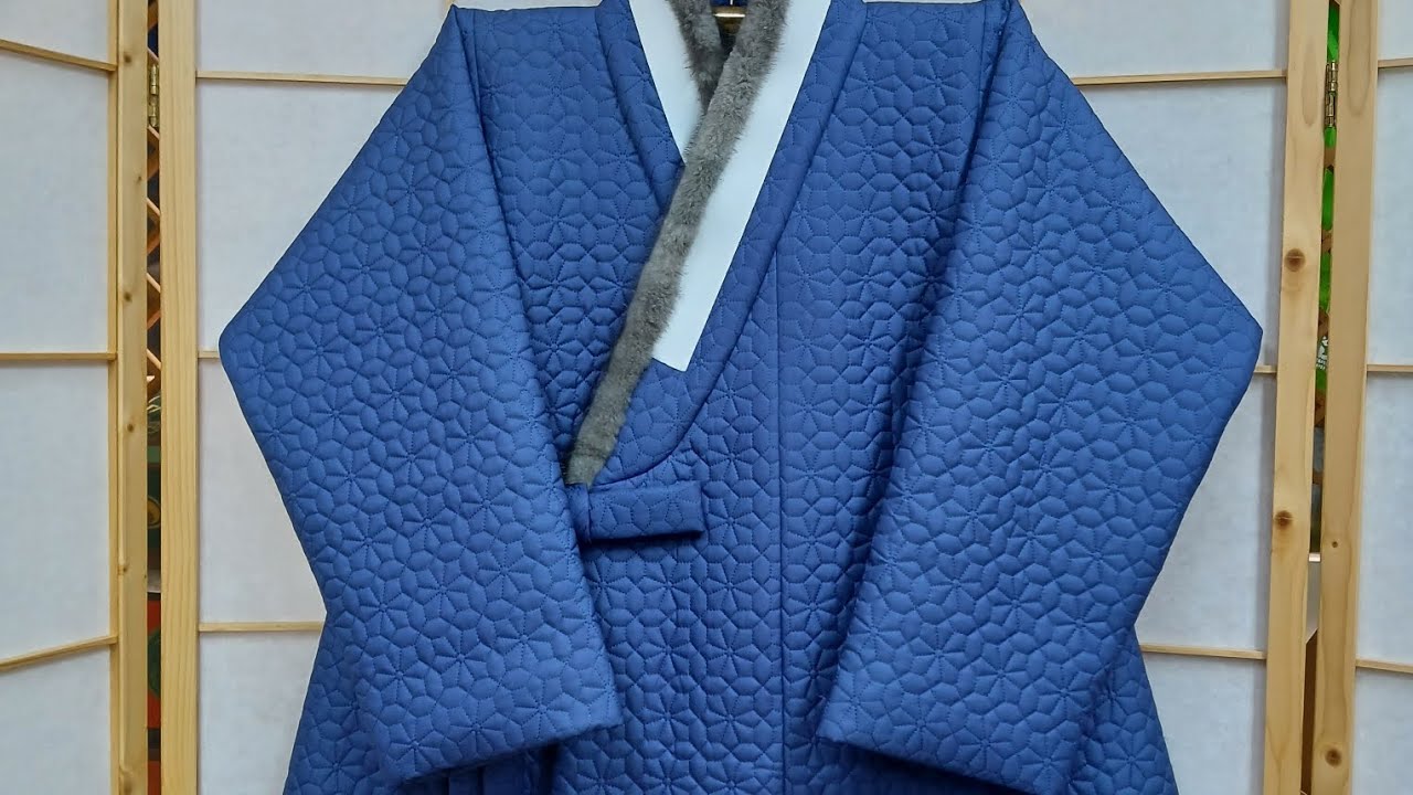 삼각무 두루마기 바느질이 좀 어렵습니다.