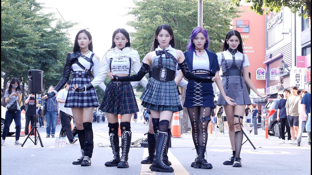 220624 라필루스(Lapillus) -'HIT YA!' 4K Cam (신촌버스킹)