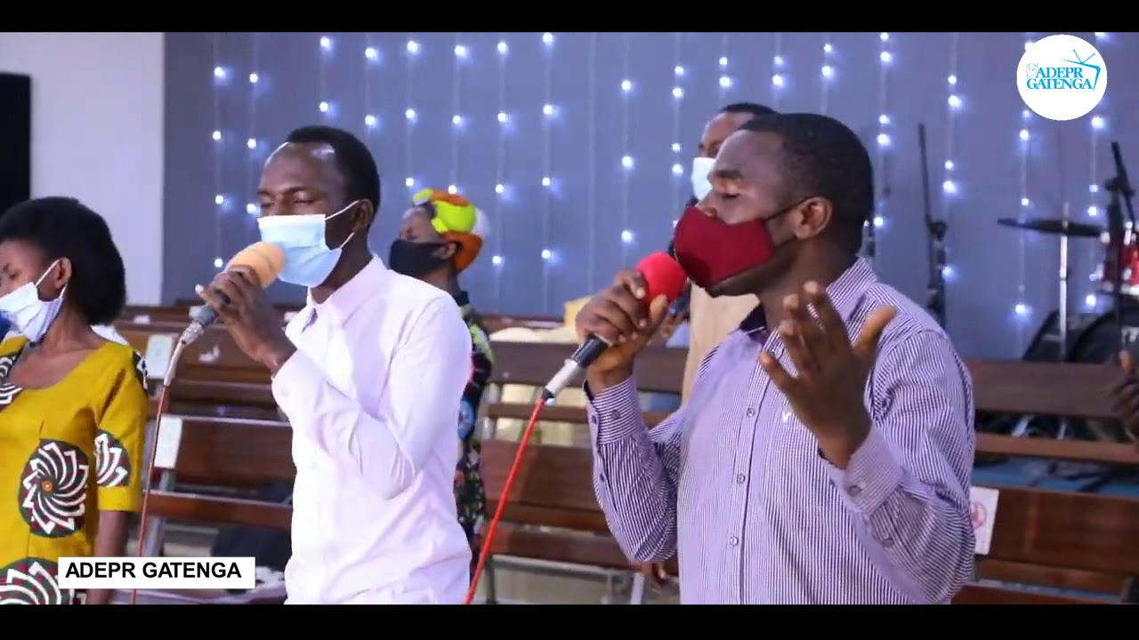 ADEPR GATENGA : Umugoroba wo kuramya no guhimbaza Imana na past Theogene   na  Worship Team yacu