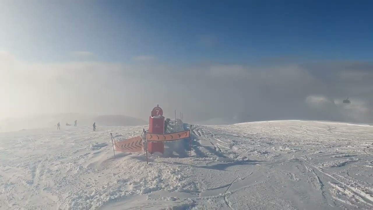 Alps  France Ski resort  Les 2 Alpes  skiing  Glaciar  3200 m , Toura 2900 m  and  Bellecombes    re