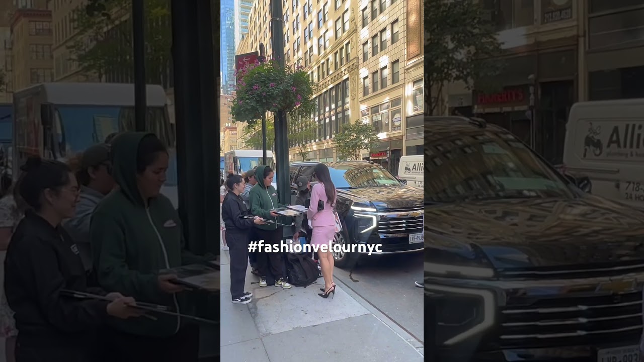 Olivia Munn seen in nyc #actress #popstarlife #hollywood #exclusive #celebrityfashion #popstyle ￼