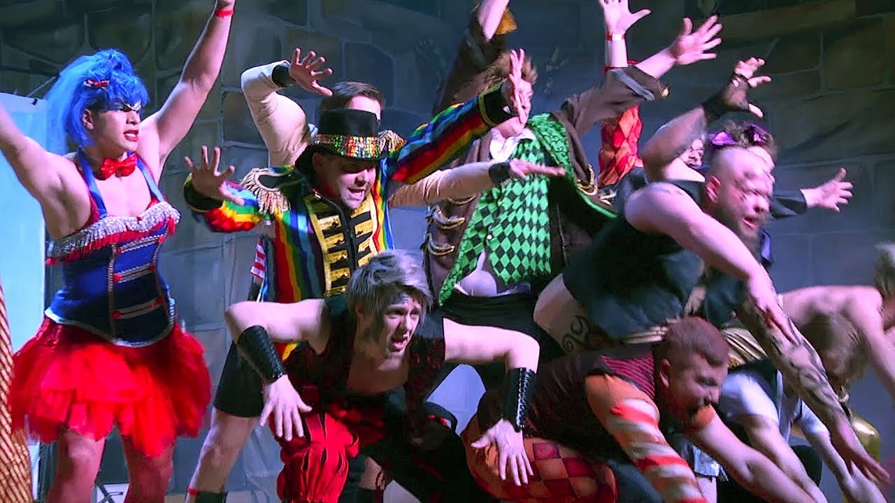 Anmut und Grazie – Männerballettspektakel in Weischlitz