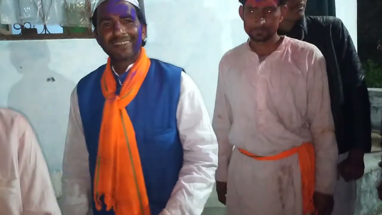 होली की आप सभी मित्रों को बहुत बहुत बधाई एवं शुभकामनाएं 