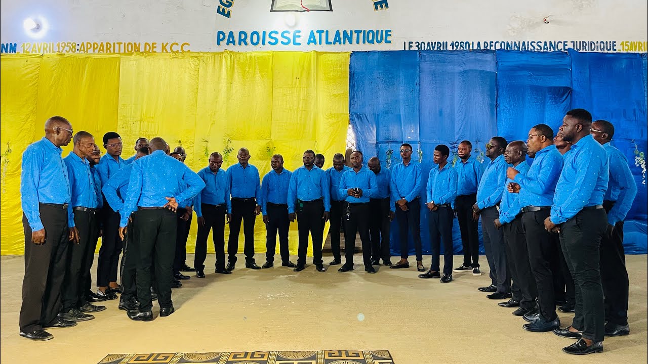 Chorale Oracle homme ville de Muanda 