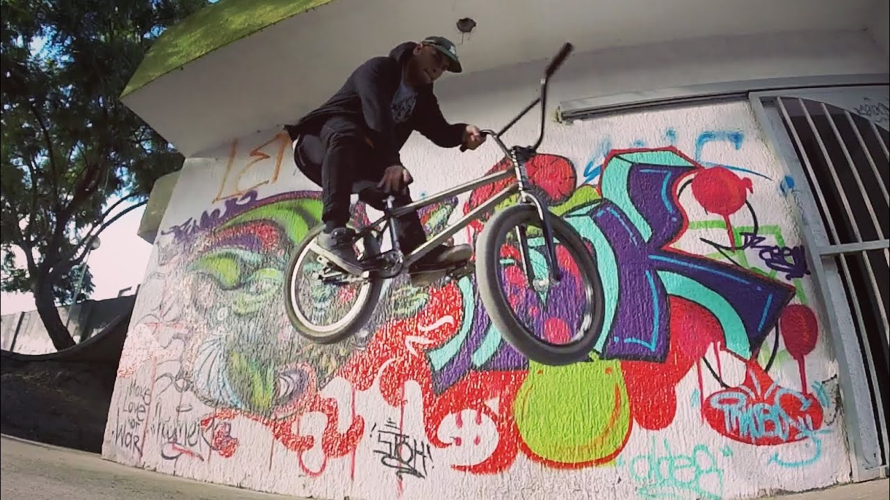 TUTORIAL TOBOGAN BMX - Rampa & Calle
