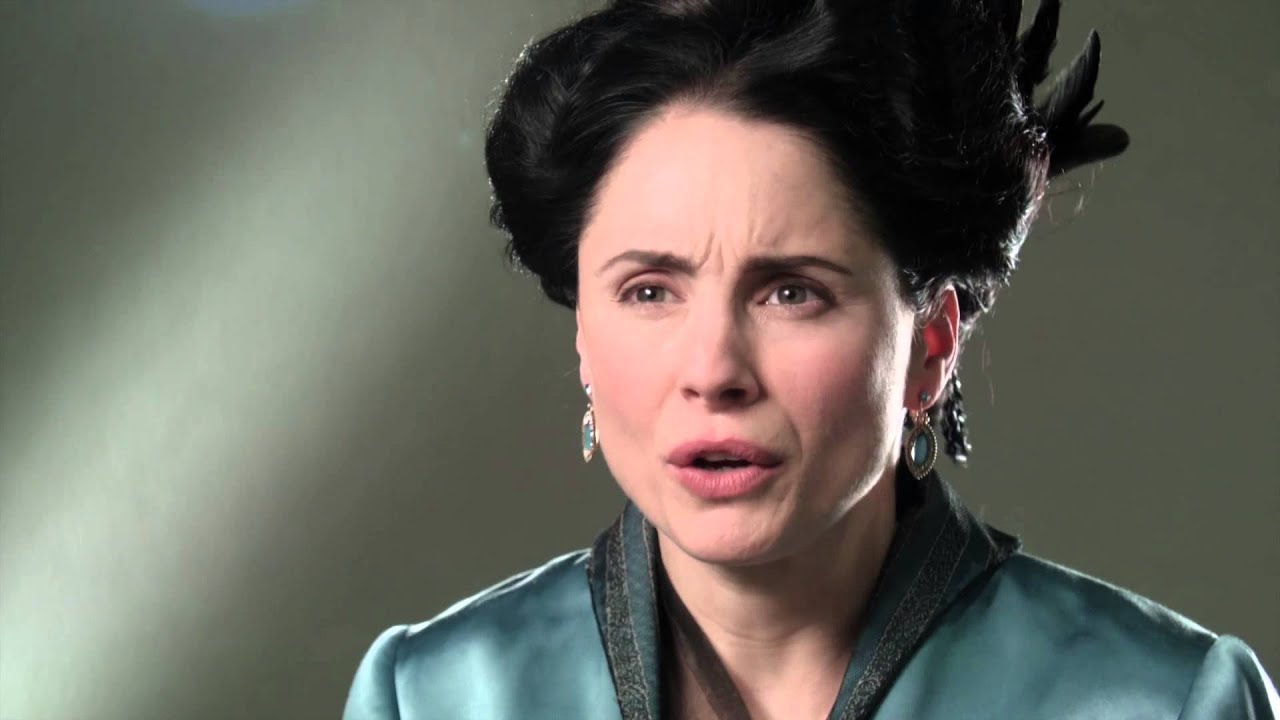 RedArrow TX Laura Fraser 1