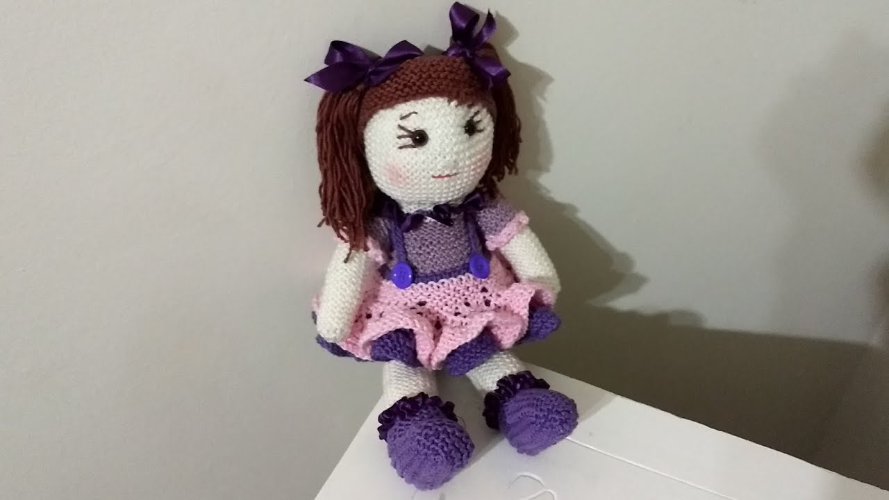 Bonequinha Nathy em tricô - Amigurumi em tricô por Neuzy Valim
