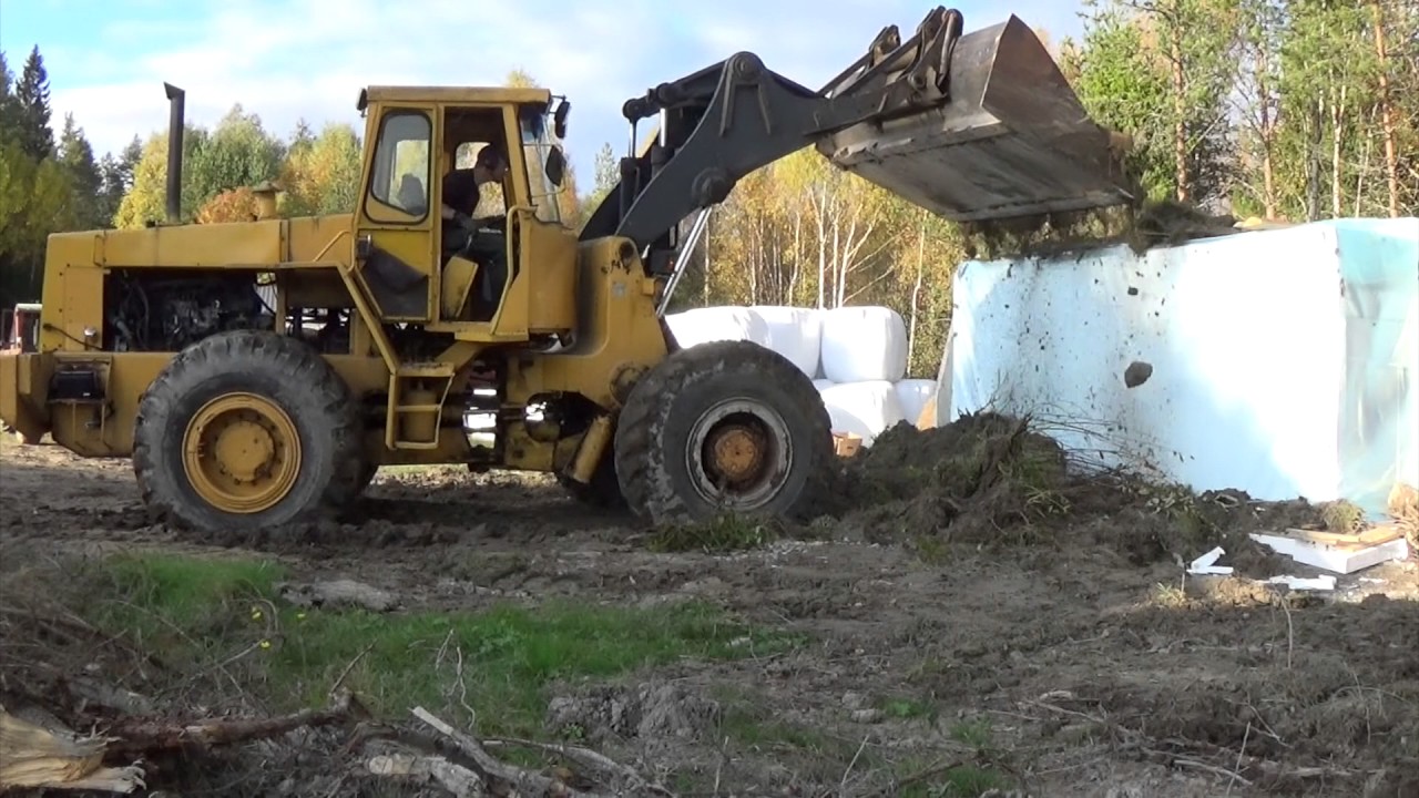 Körning med LM 1240 Åkerman H12 och BM 350, jordkällarbygge
