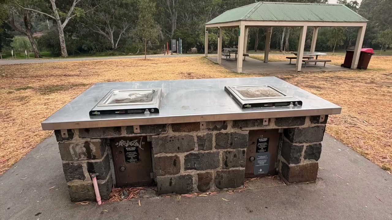 Pipemakers Park Public Barbecue, Maribyrnong VIC