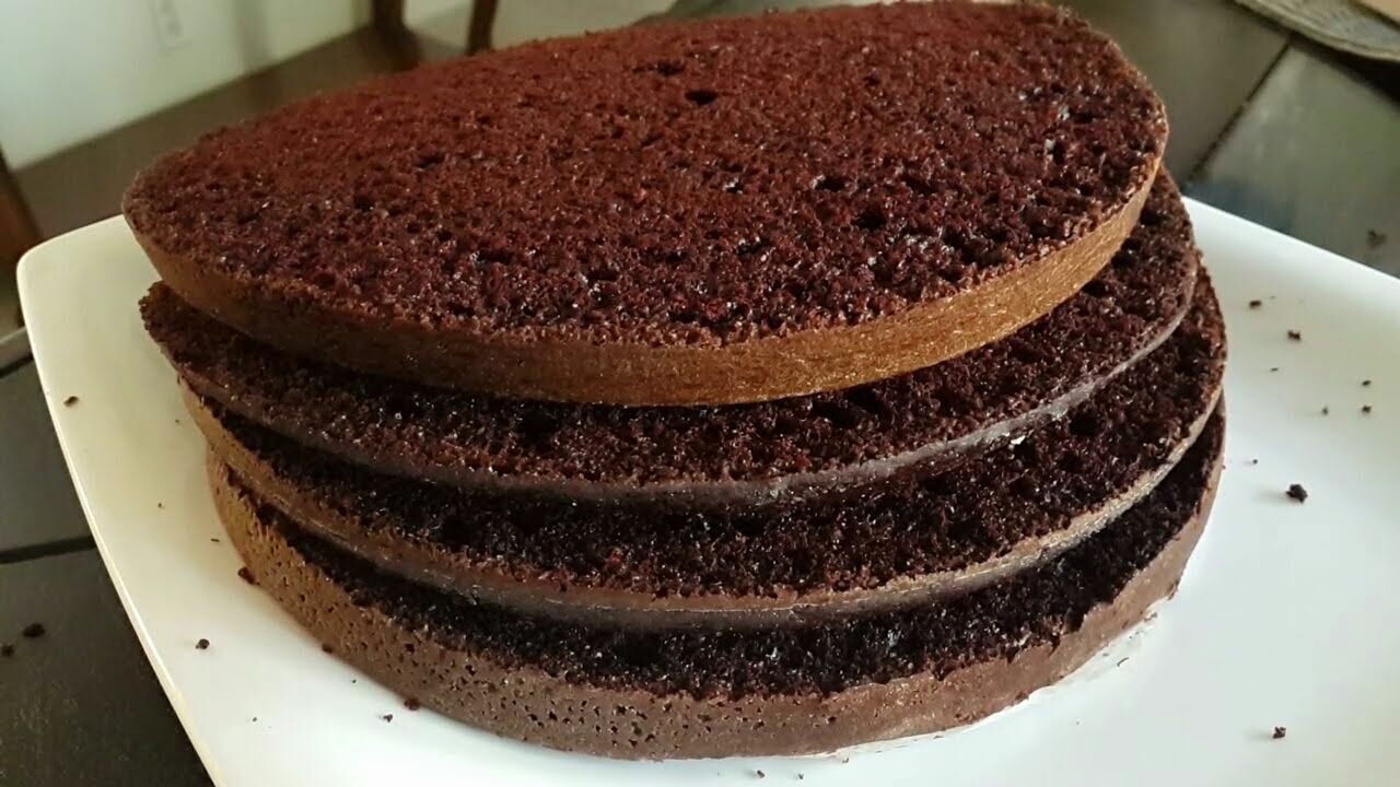 كيكة الشوكولاته معمولة بالزيت Chocolate Cake