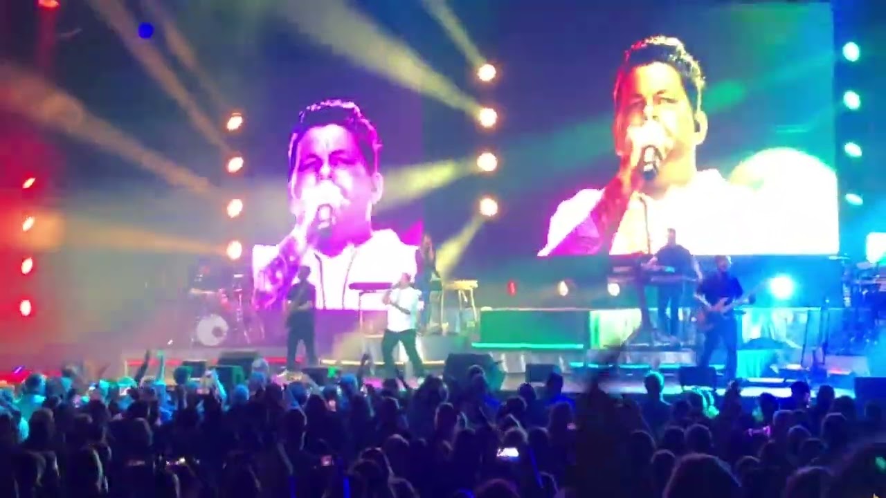 🌈 Kerstin Ott - Regenbogenfarben ( 2.12.2023 Mercedes Benz Arena Berlin ) 🌈