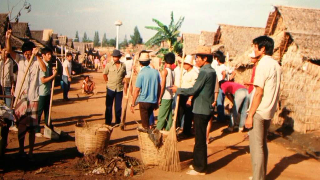 KHAO I DANG CHOMROM CHET KHGNOM.mpg KRAVANH DARAN KHAO I DANG KHMER MUSIC