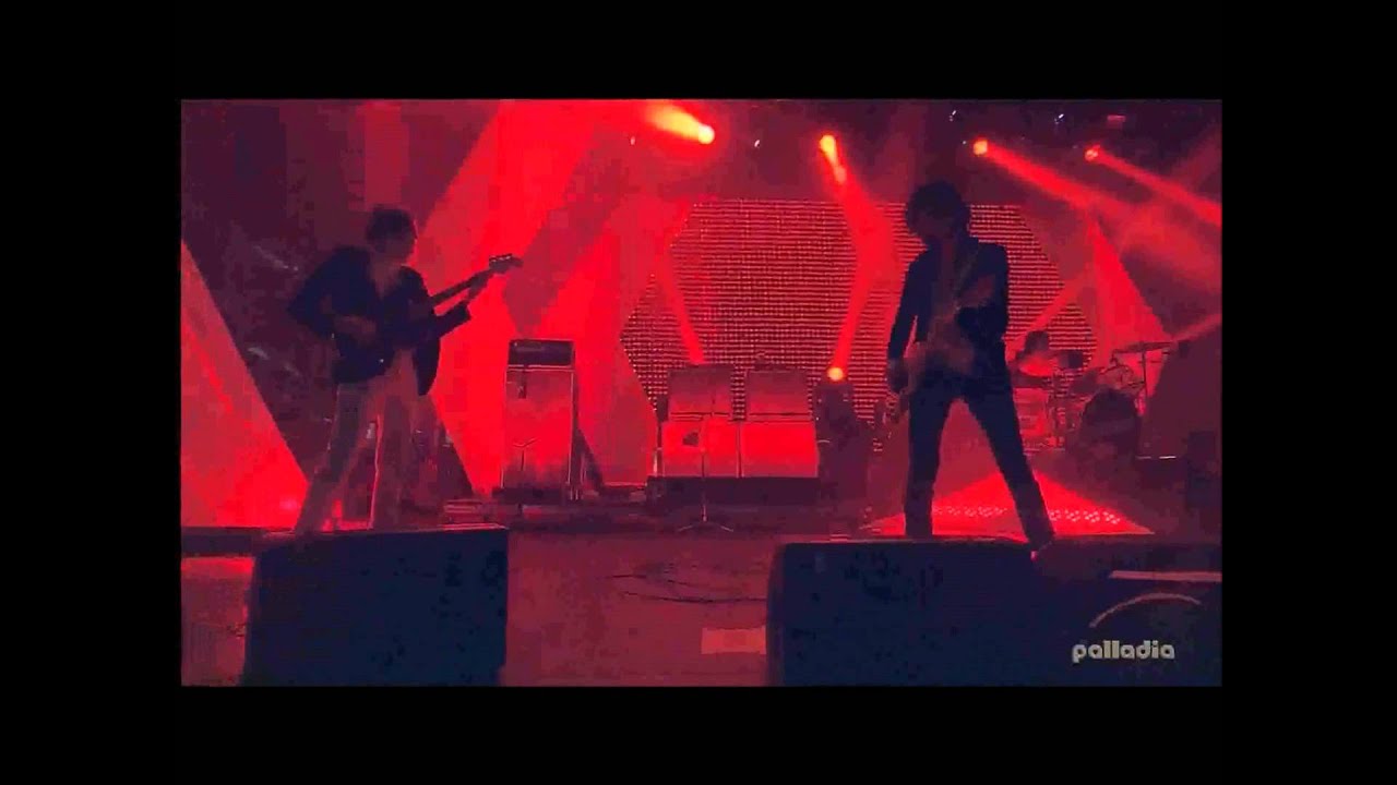 The Strokes - Hurricane Festival - Reptilia & Juicebox HD (2010)