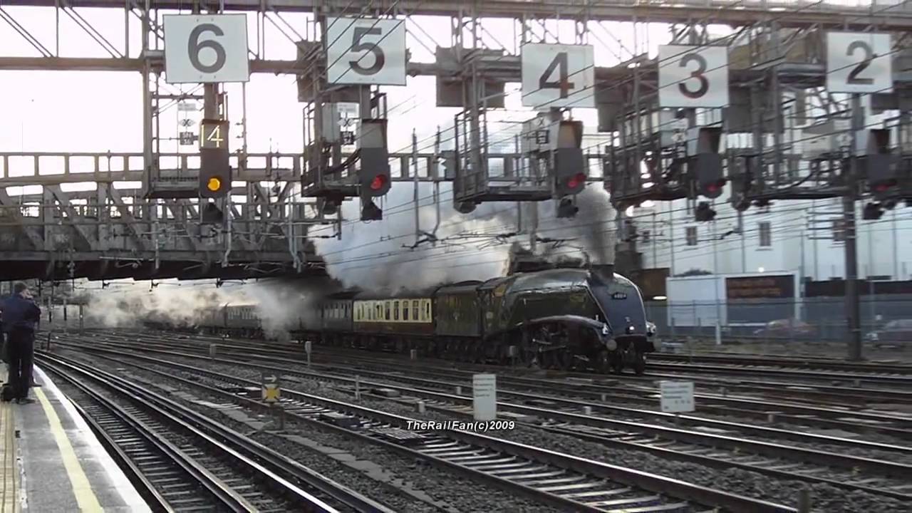 LOVELY A4 60019 BITTERN OVERHEAD SPARKS LONDON PADDINGTON 5TH DECEMBER 2009